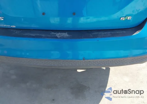 2012 Ford Focus Se z USA, uszkodzony, nr VIN 1FAHP3F23CL362213